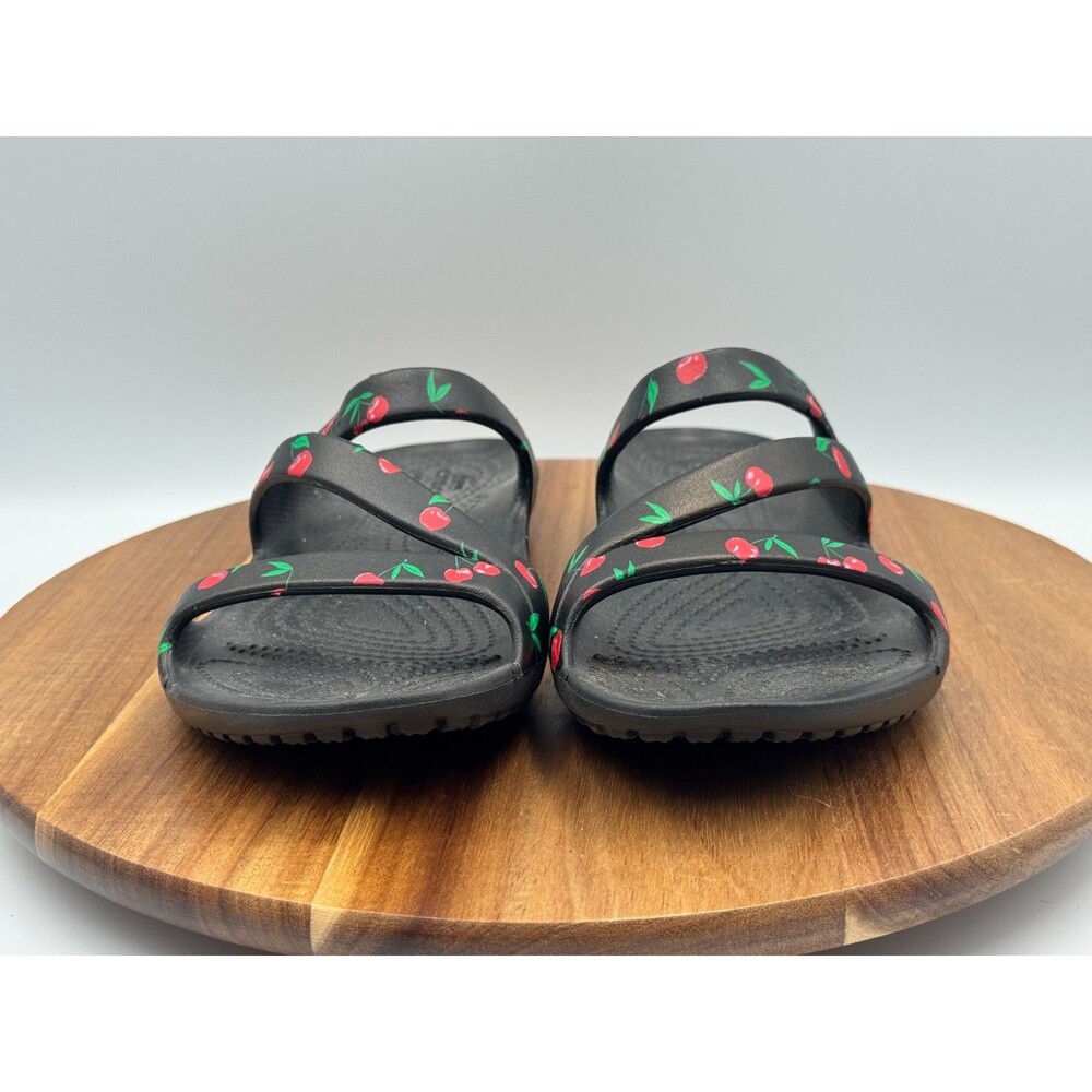 CROCS Women's Kadee ll Graphic Sandals Slip Ons Black/Cherries RARE! Size 7 - Picture 2 of 9